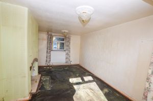 Lounge- click for photo gallery